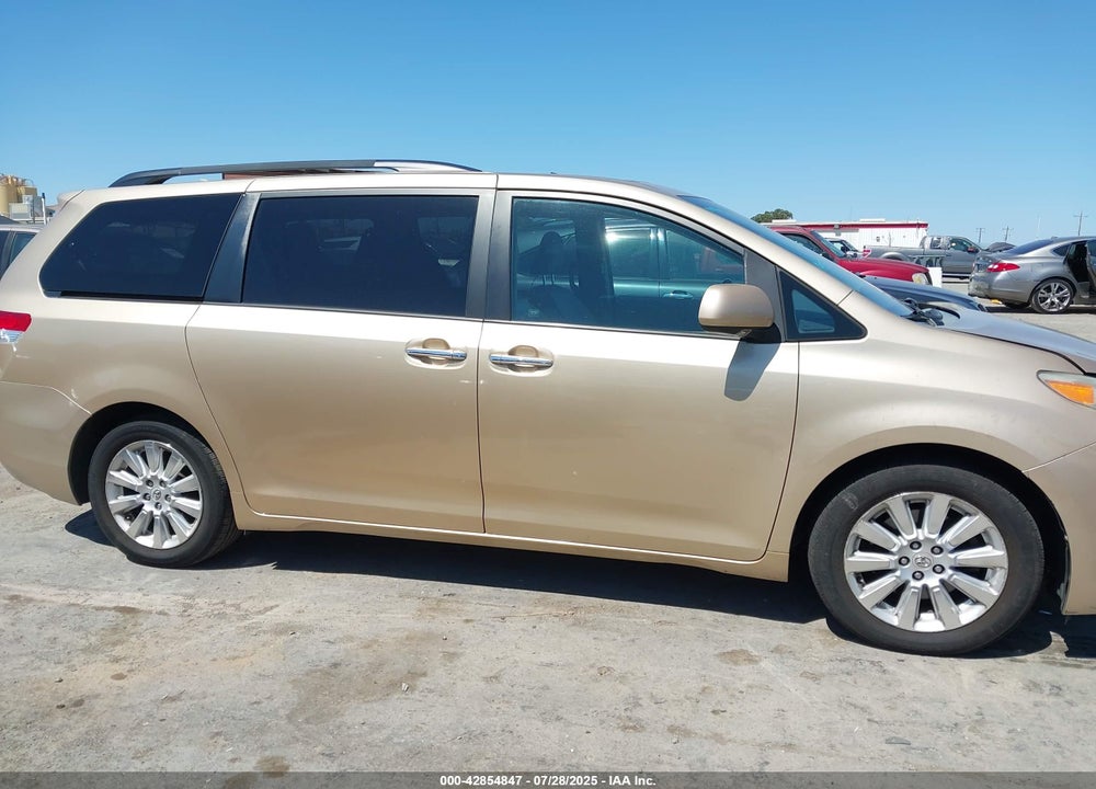 2011 TOYOTA SIENNA VIN: 5TDDK3DC6BS005124
