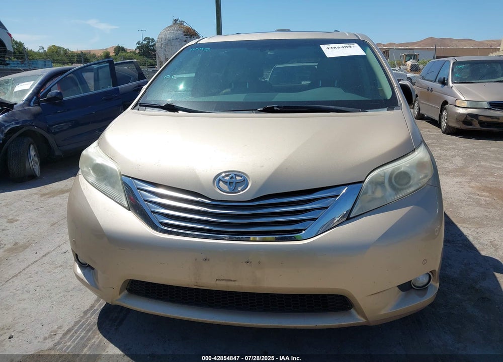 2011 TOYOTA SIENNA VIN: 5TDDK3DC6BS005124