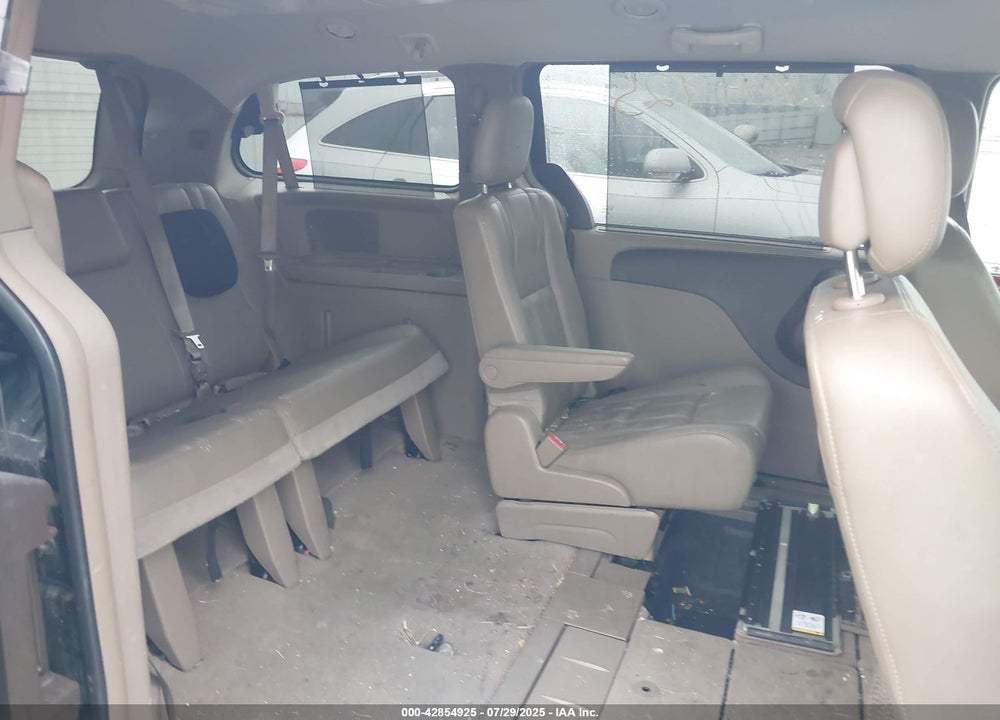2013 CHRYSLER TOWN & COUNTRY TOURING VIN: 2C4RC1BG5DR767739