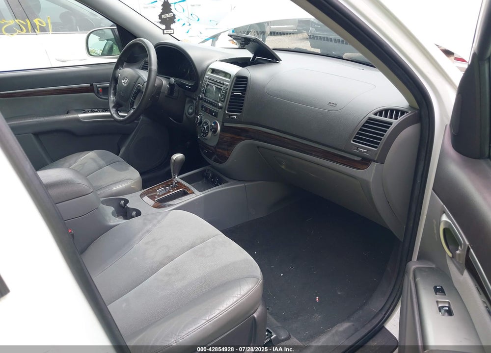 2011 HYUNDAI SANTA FE VIN: 5XYZHDAGXBG084814