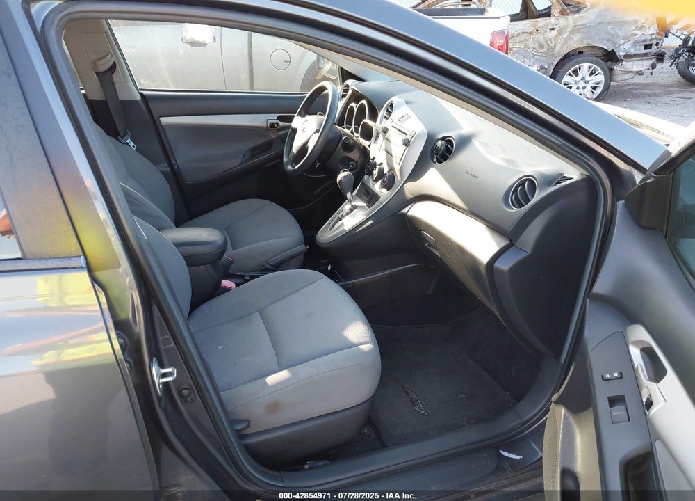 2009 TOYOTA MATRIX VIN: 2T1KU40E99C054173