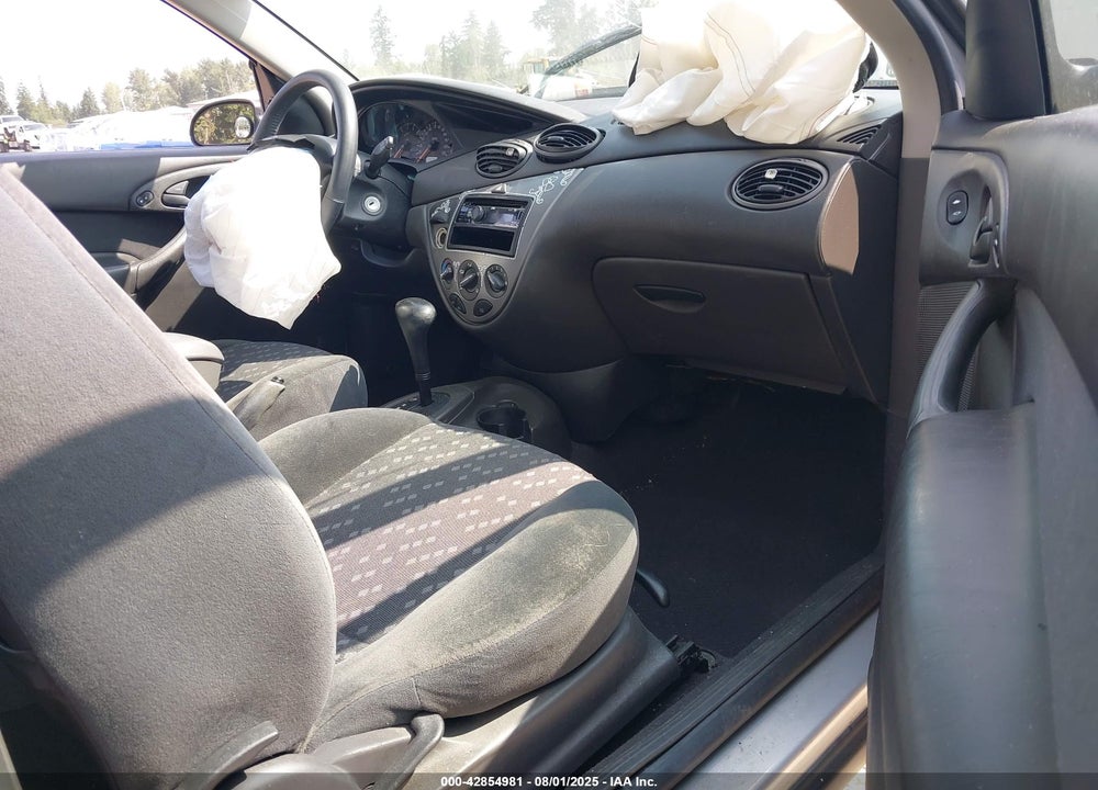 2002 FORD FOCUS ZX3 VIN: 3FAFP31312R175897
