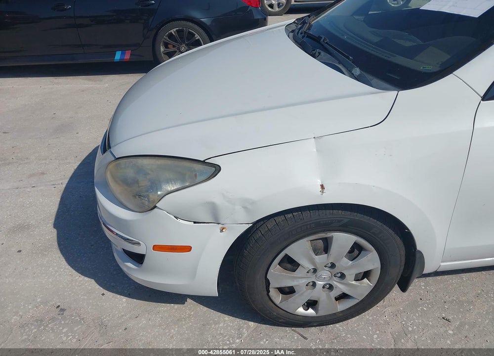 2010 HYUNDAI ELANTRA VIN: KMHDB8AE1AU065868