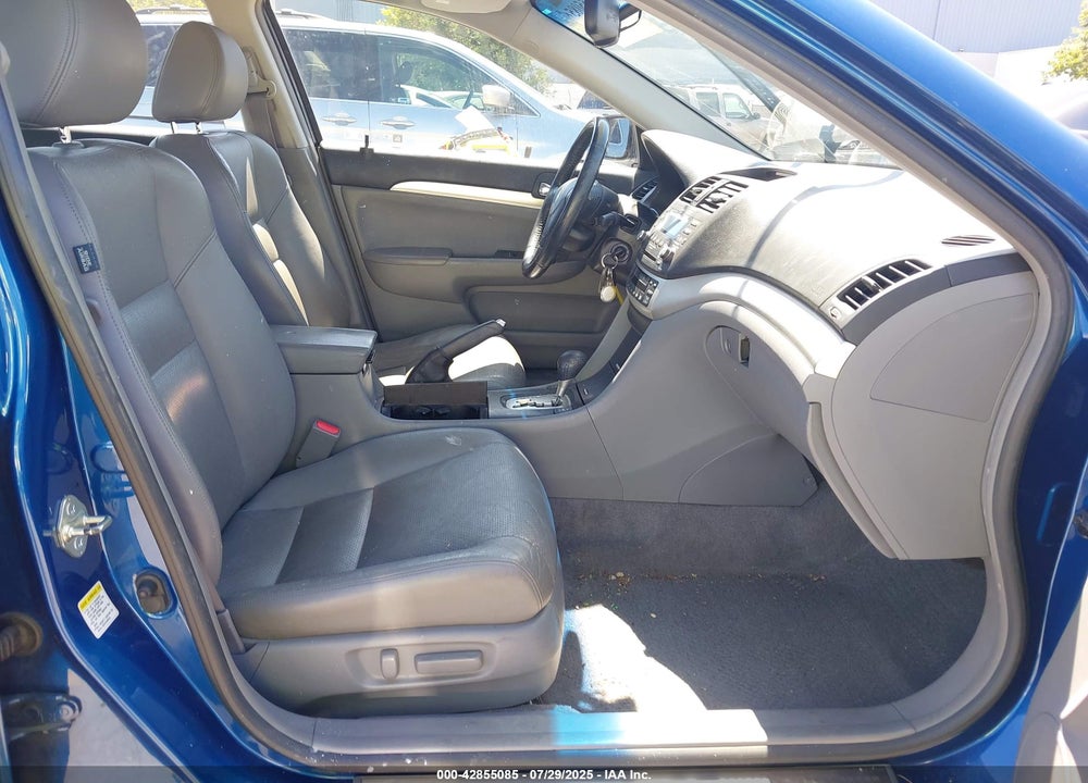 2008 ACURA TSX VIN: JH4CL96888C005882