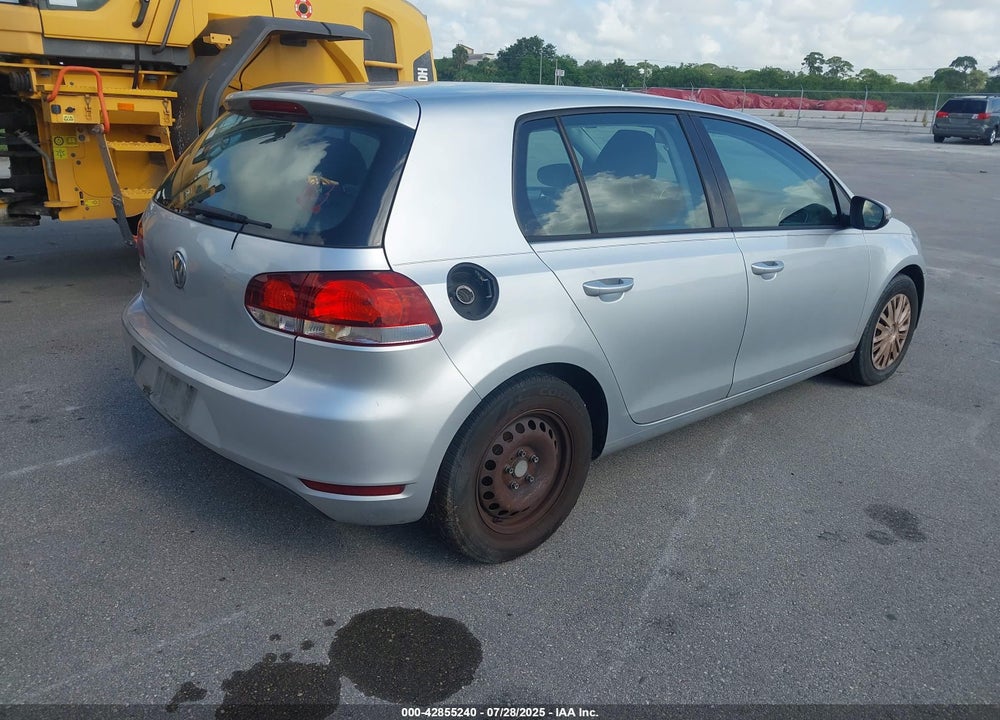 2013 VOLKSWAGEN GOLF VIN: WVWDB7AJ9DW126677