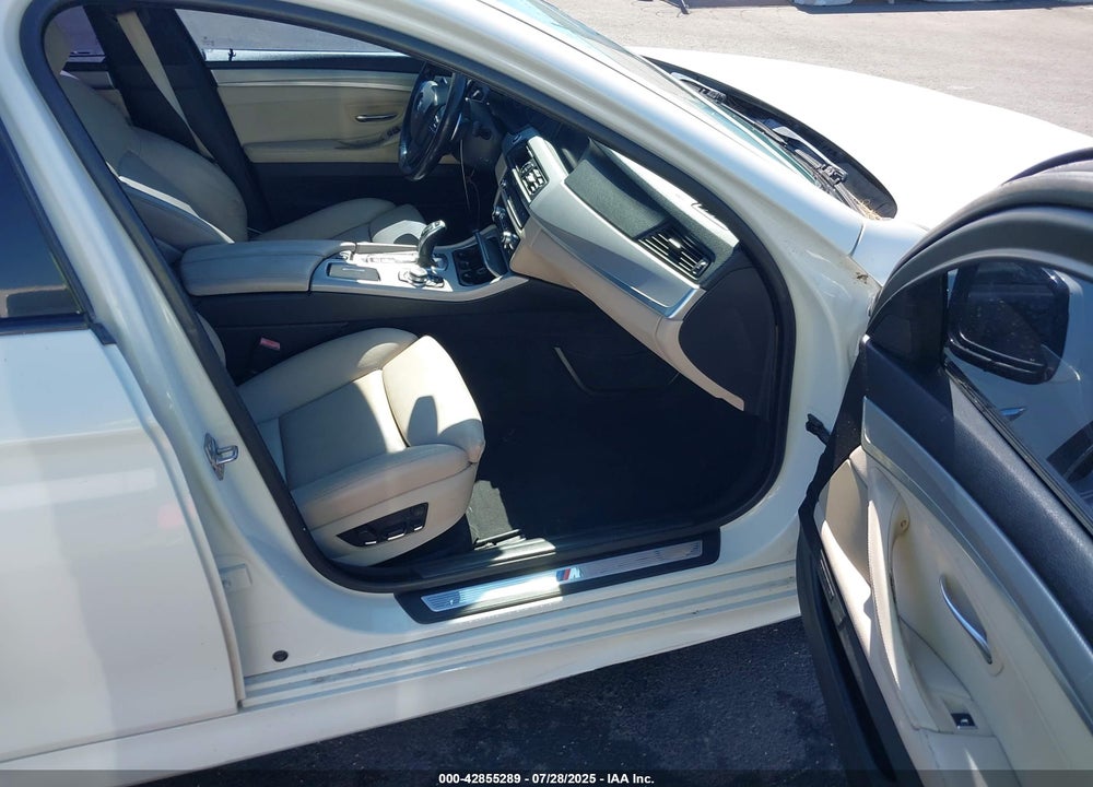 2011 BMW 5 SERIES VIN: WBAFR9C54BC757655