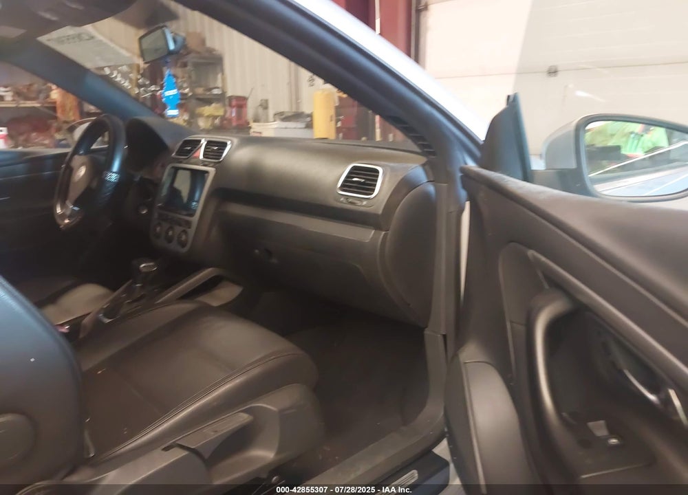 2009 VOLKSWAGEN EOS VIN: WVWBA71F09V021898