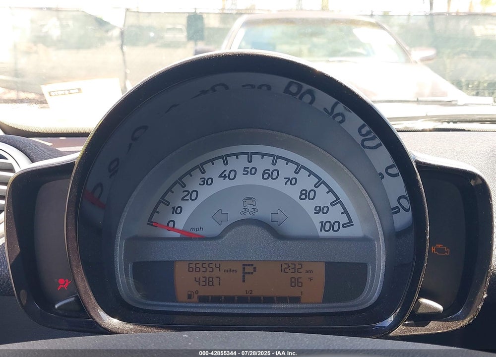 2013 SMART FORTWO VIN: WMEEJ3BA3DK687688