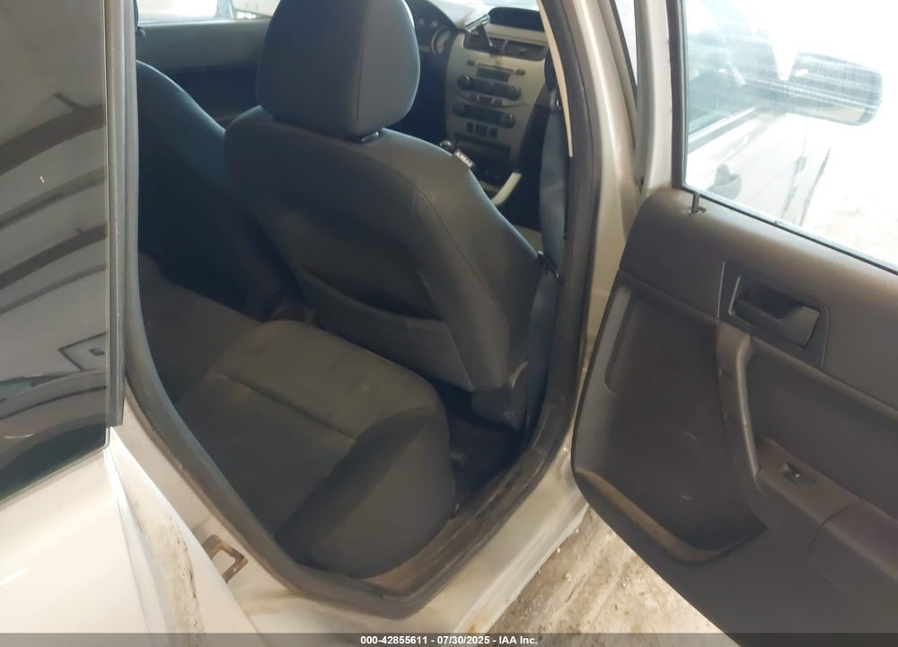 2008 FORD FOCUS VIN: 1FAHP35N38W133662