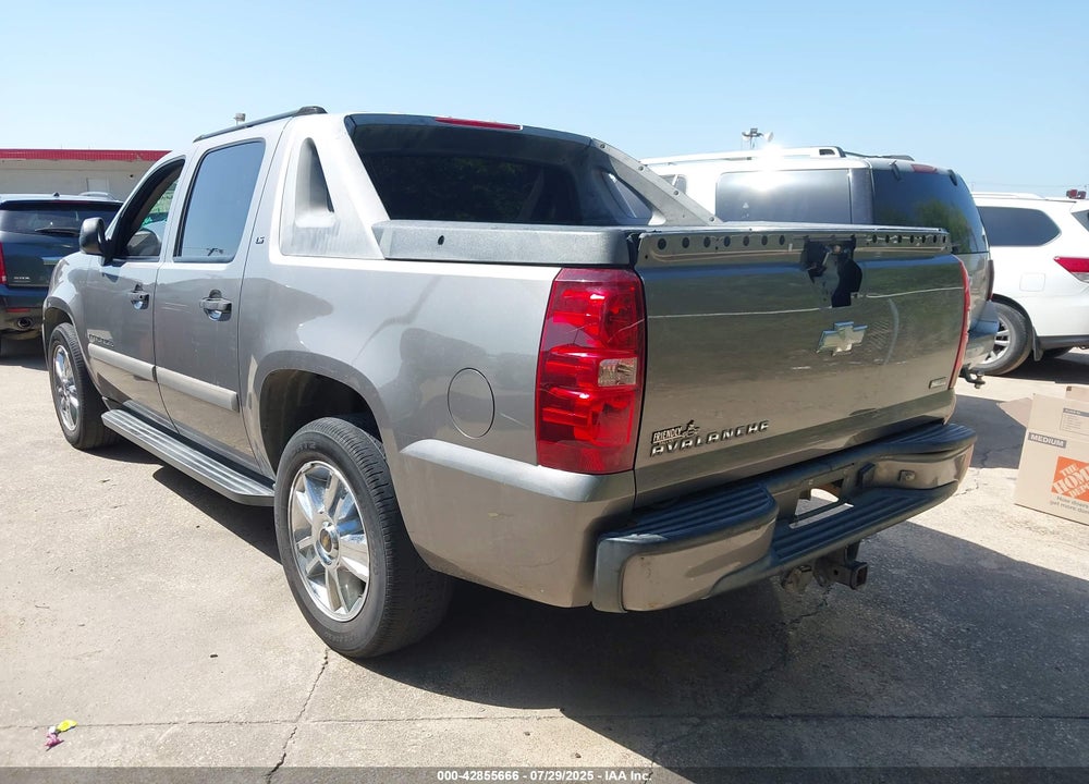 2007 CHEVROLET AVALANCHE 1500 LS VIN: 3GNEC120X7G180438