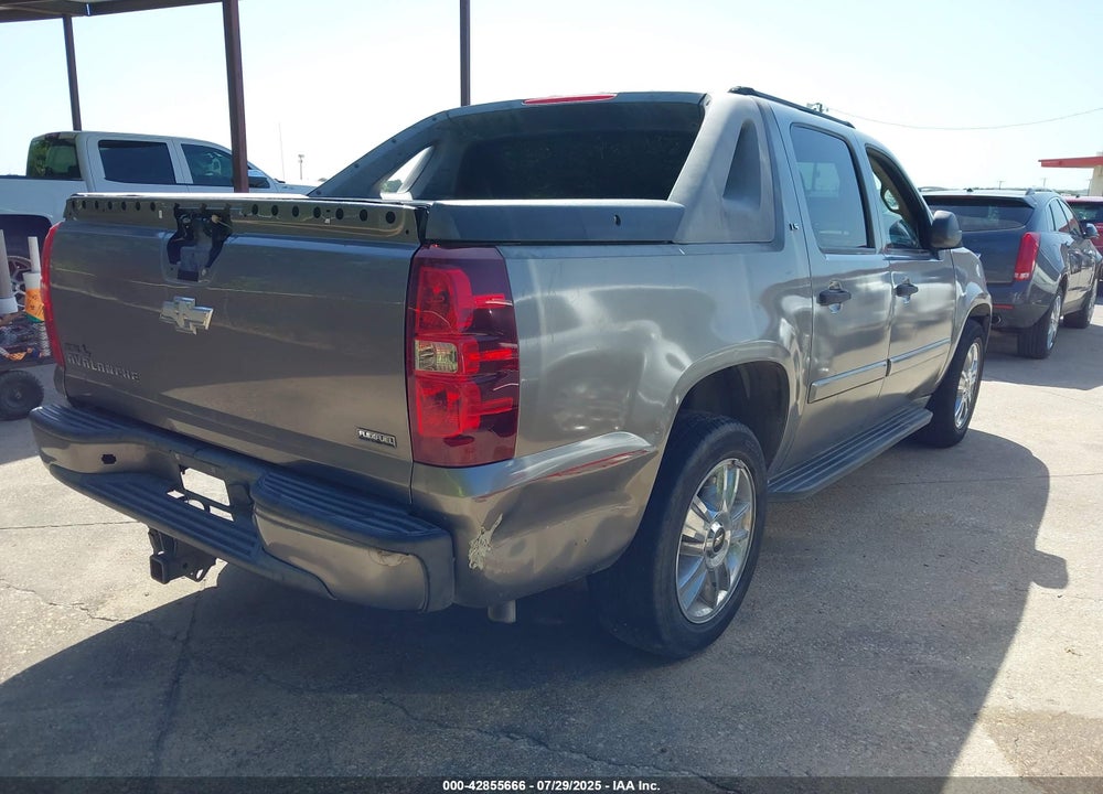 2007 CHEVROLET AVALANCHE 1500 LS VIN: 3GNEC120X7G180438