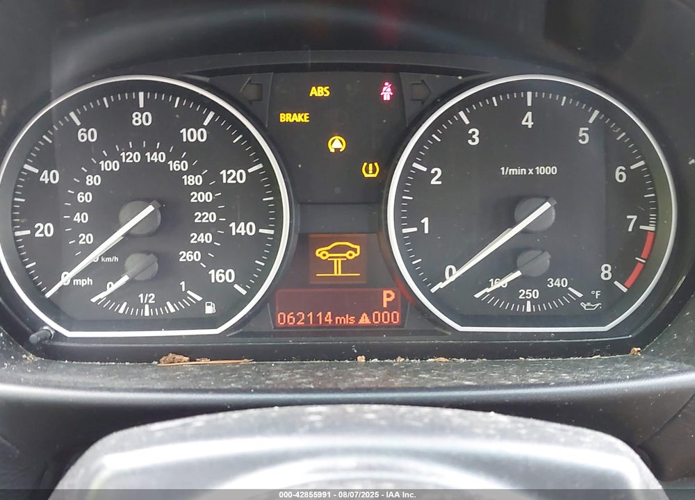 2010 BMW 1 SERIES VIN: WBAUN9C56AVK41884
