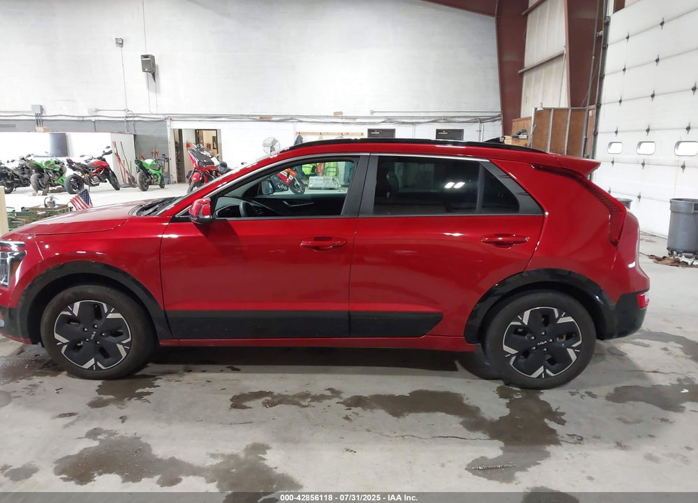 2023 KIA NIRO VIN: KNDCR3L10P5047356