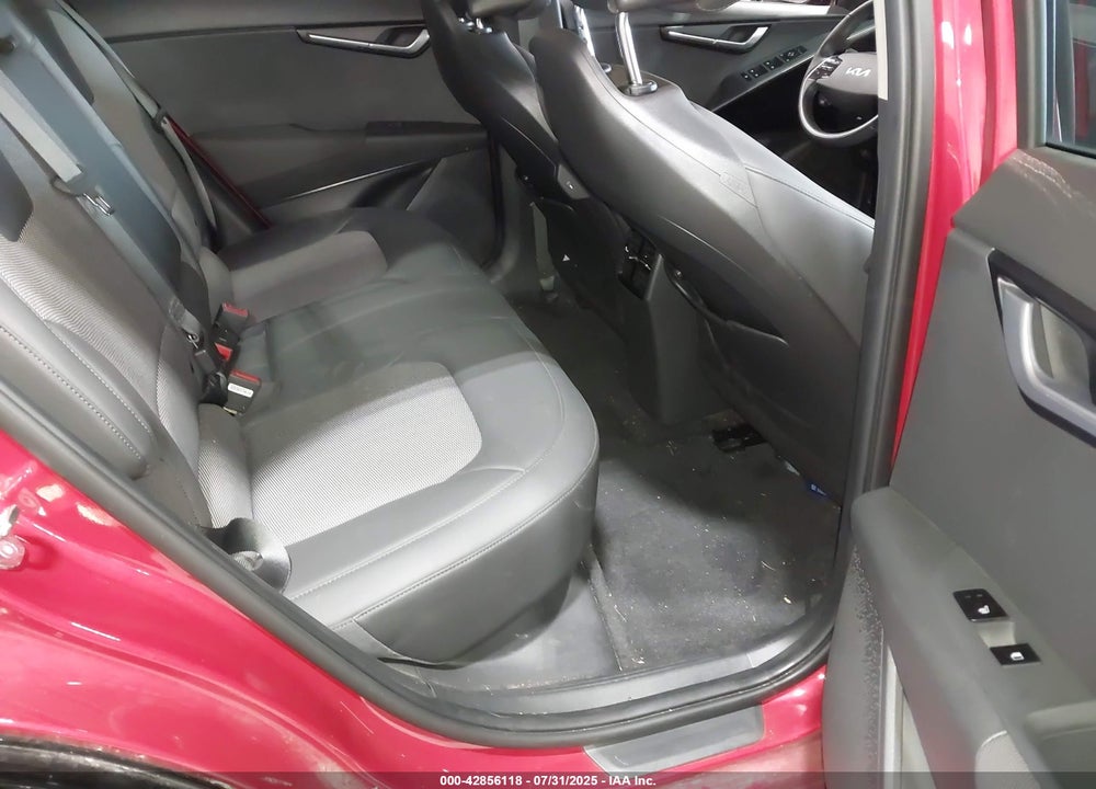 2023 KIA NIRO VIN: KNDCR3L10P5047356