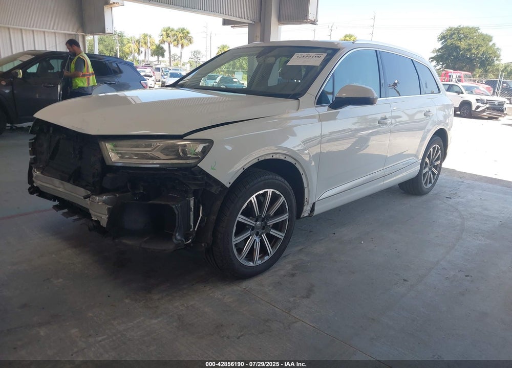 2017 AUDI Q7 VIN: WA1LAAF7XHD012224
