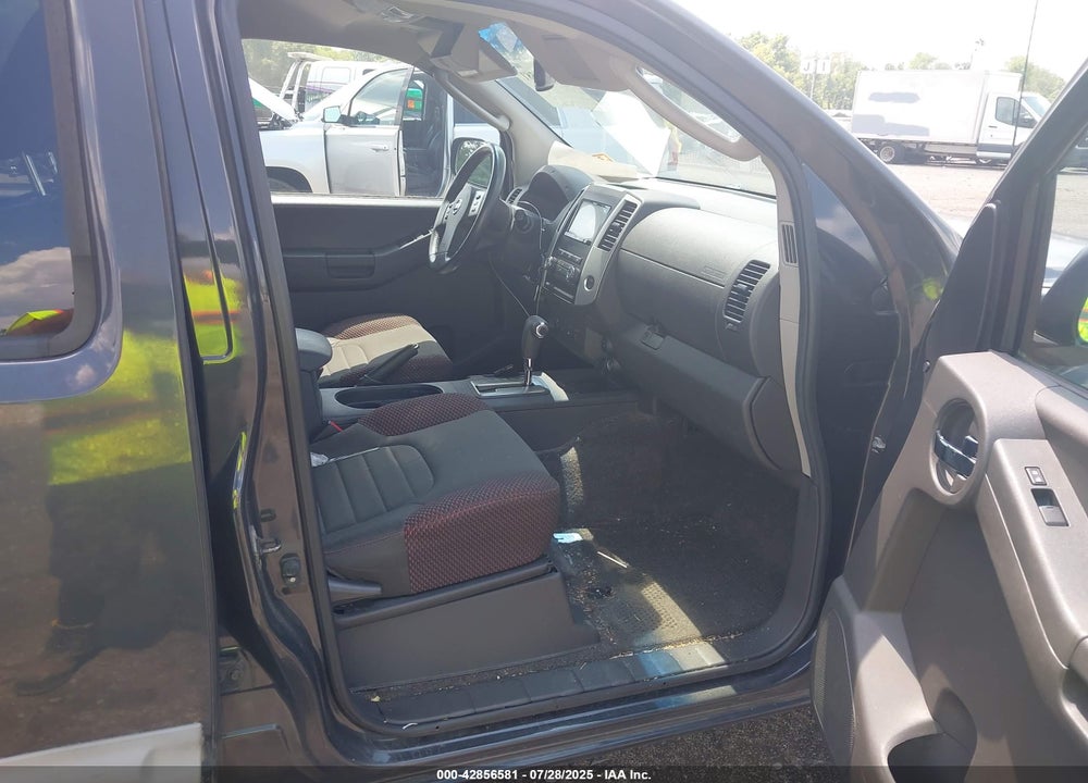 2010 NISSAN XTERRA VIN: 5N1AN0NW7AC526883