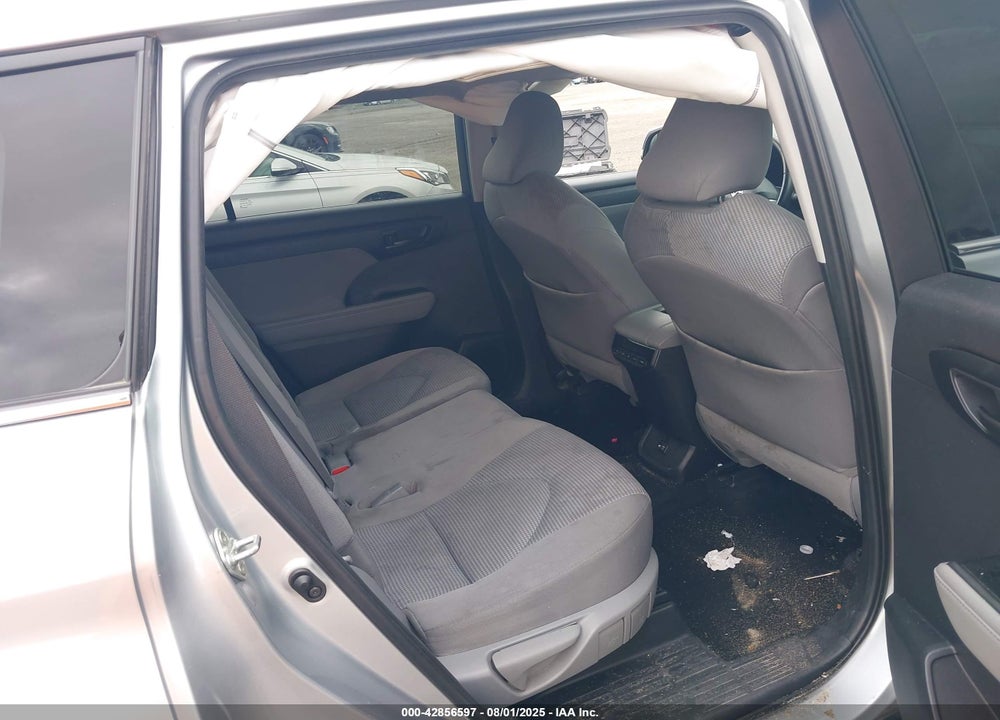 2020 TOYOTA HIGHLANDER LE VIN: 5TDBZRBH6LS501823