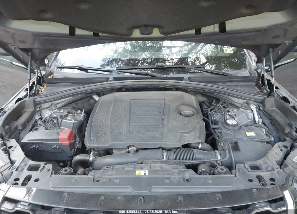 2018 LAND ROVER RANGE ROVER VELAR VIN: SALYB2RX2JA749329