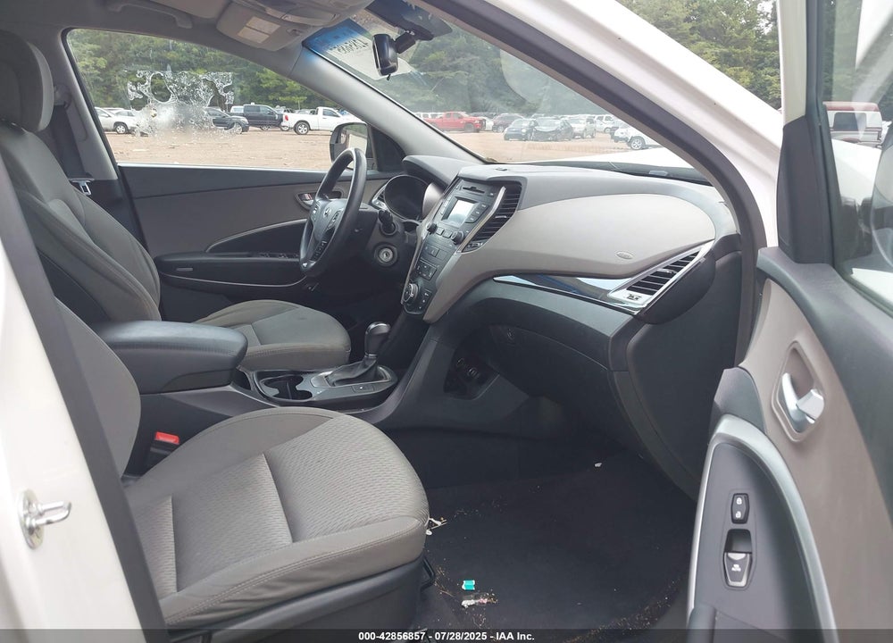 2016 HYUNDAI SANTA FE VIN: KM8SM4HF2GU153961