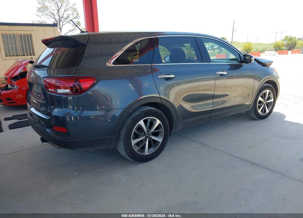 2020 KIA SORENTO VIN: 5XYPGDA58LG683155