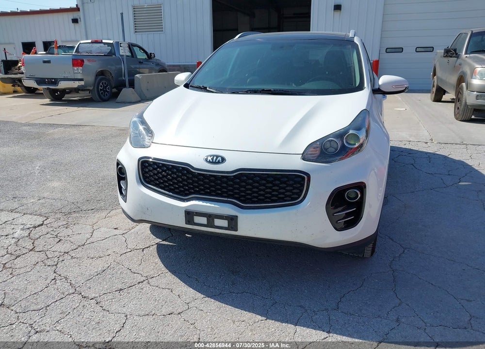 2017 KIA SPORTAGE VIN: KNDPNCAC8H7132114