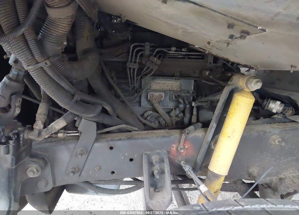 2002 FREIGHTLINER CHASSIS M LINE WALK-IN VAN VIN: 4UZAANBW42CJ99759