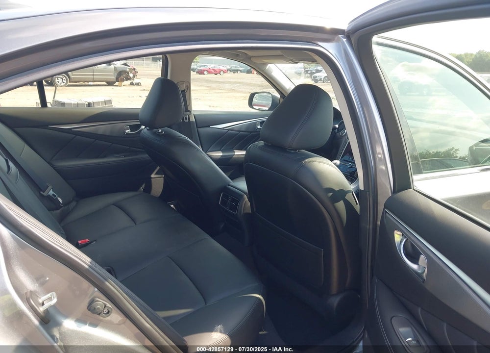 2016 INFINITI Q50 VIN: JN1EV7AR3GM342660