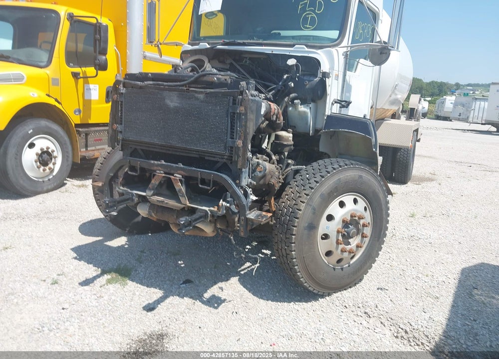 2008 KENWORTH CONSTRUCTION T300 VIN: 2NKMHM7XX8M216617