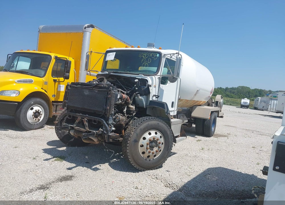 2008 KENWORTH CONSTRUCTION T300 VIN: 2NKMHM7XX8M216617