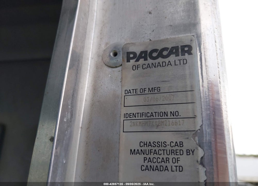2008 KENWORTH CONSTRUCTION T300 VIN: 2NKMHM7XX8M216617