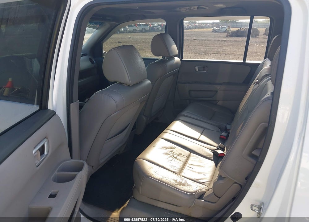 2013 HONDA PILOT VIN: 5FNYF3H64DB042979