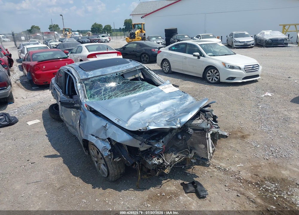 2011 HONDA ACCORD VIN: 1HGCP2F88BA039855