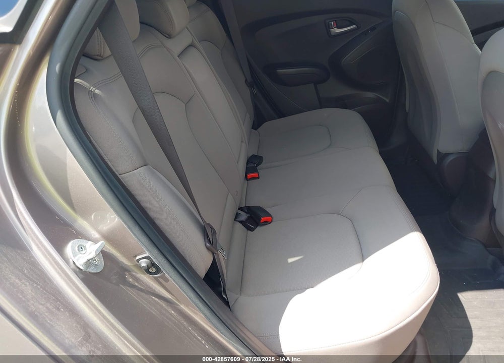 2012 HYUNDAI TUCSON VIN: KM8JT3AB4CU402898