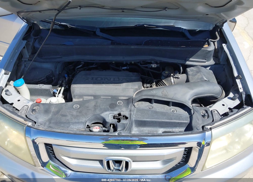 2011 HONDA PILOT EX VIN: 5FNYF3H46BB012829