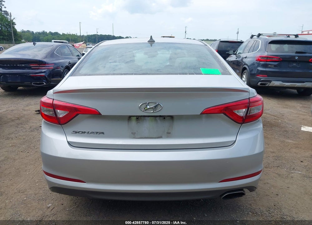 2016 HYUNDAI SONATA VIN: 5NPE24AF4GH317190