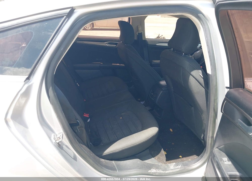2018 FORD FUSION VIN: 3FA6P0LU0JR169897