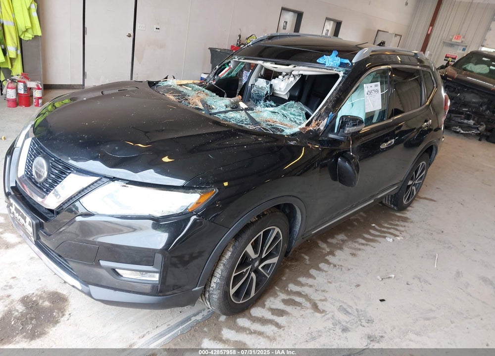 2019 NISSAN ROGUE VIN: 5N1AT2MV6KC713124