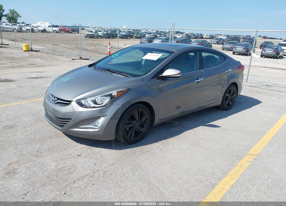 2014 HYUNDAI ELANTRA VIN: 5NPDH4AE8EH465471