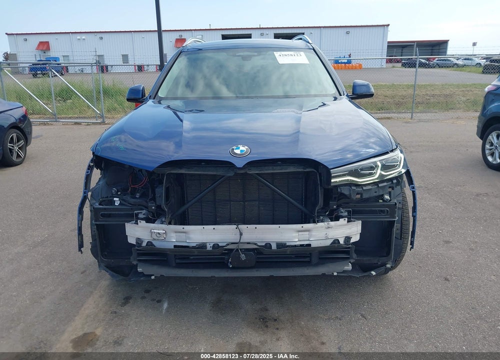 2021 BMW X7 XDRIVE40I VIN: 5UXCW2C00M9E57266