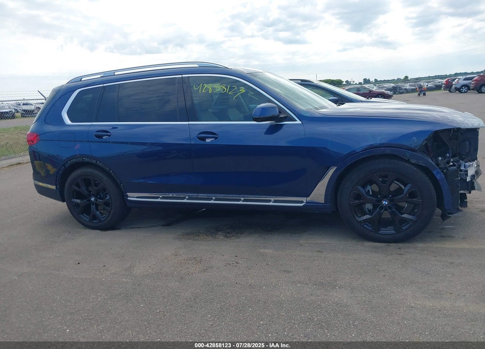 2021 BMW X7 XDRIVE40I VIN: 5UXCW2C00M9E57266