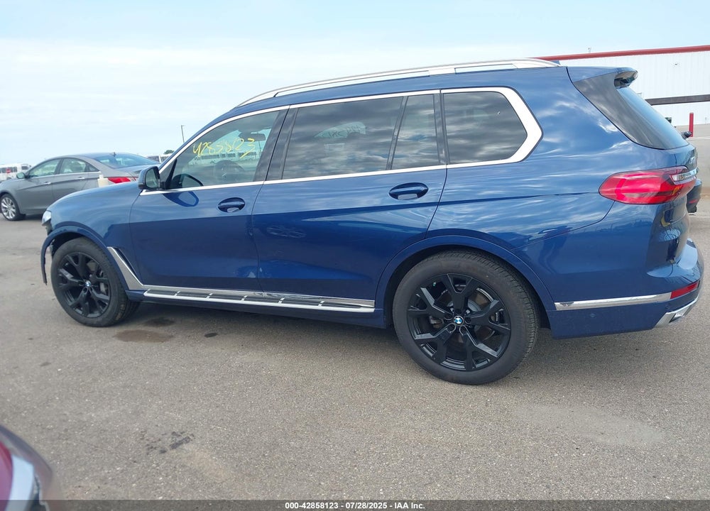 2021 BMW X7 XDRIVE40I VIN: 5UXCW2C00M9E57266