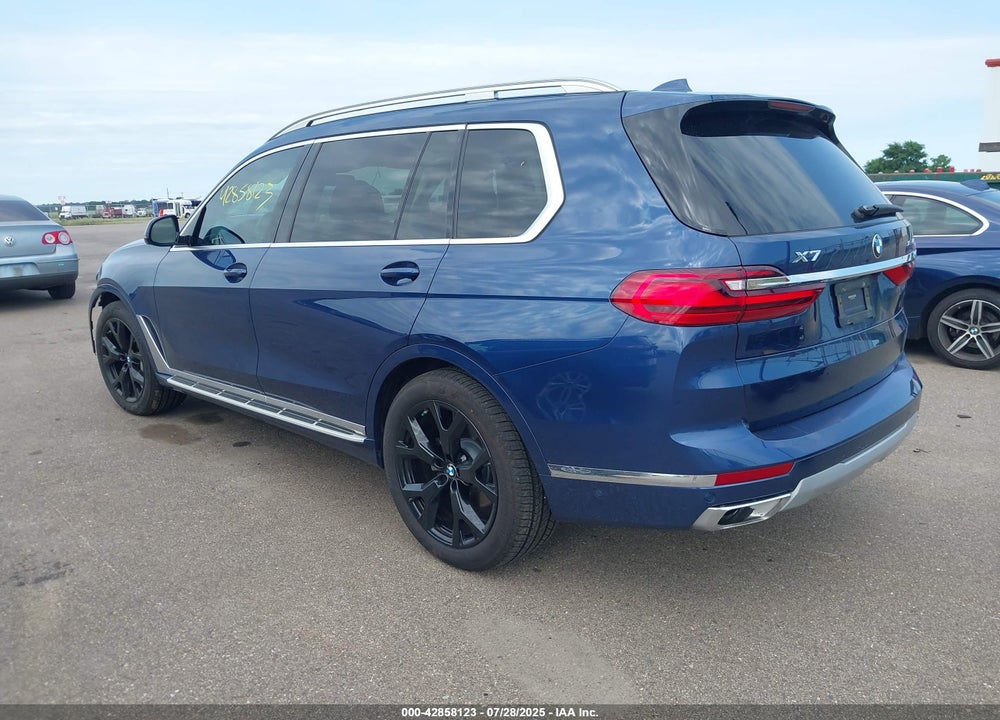 2021 BMW X7 XDRIVE40I VIN: 5UXCW2C00M9E57266