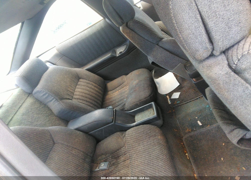 1989 OLDSMOBILE CUTLASS SUPREME VIN: 1G3WR14W3KD345541