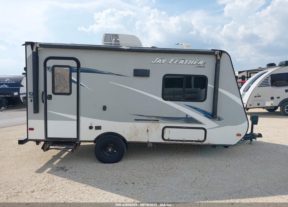 2017 JAYCO JAY FEATHER 7 VIN: 1UJBJHAH3H1JP0142