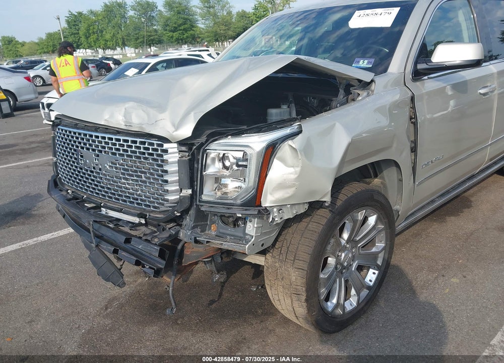 2016 GMC YUKON XL VIN: 1GKS2HKJ5GR331089