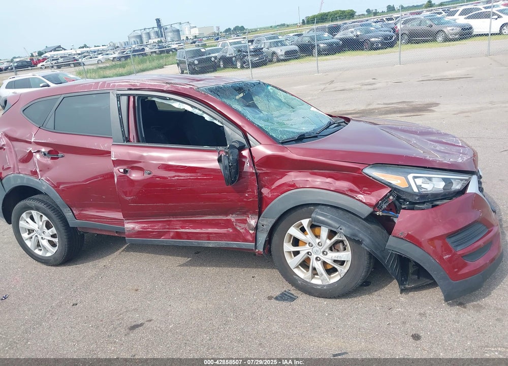 2020 HYUNDAI TUCSON SE VIN: KM8J2CA47LU227714