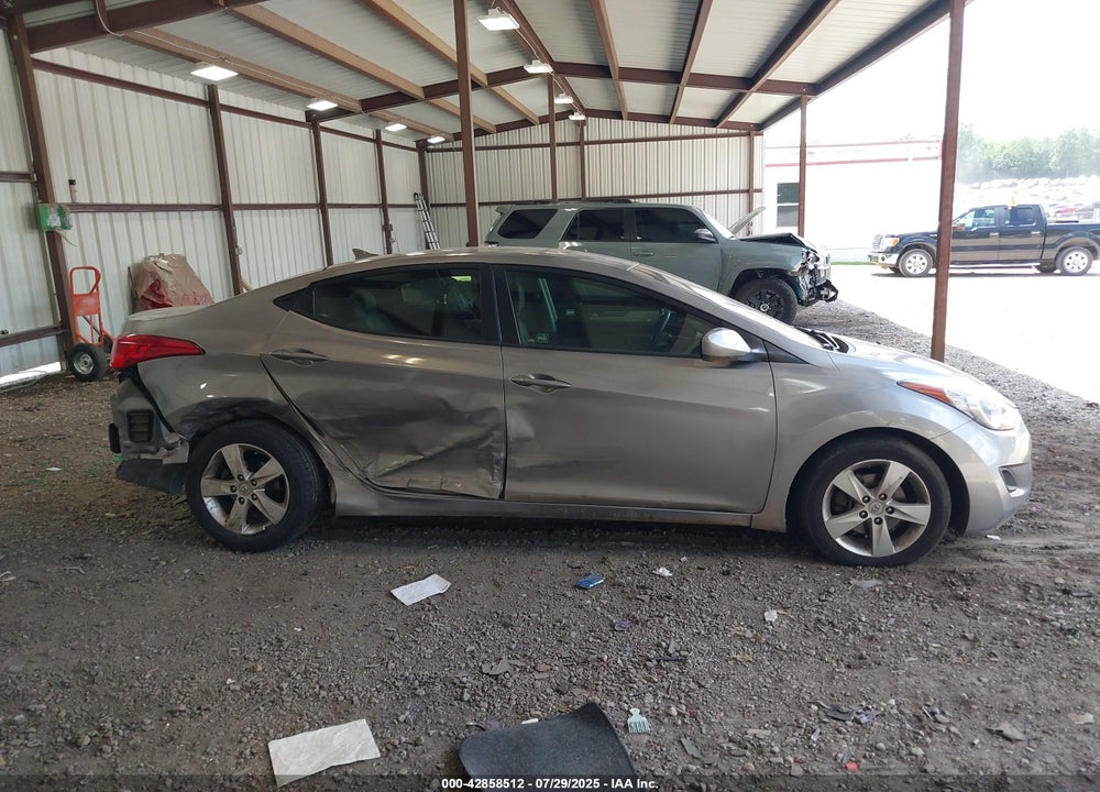 2011 HYUNDAI ELANTRA VIN: KMHDH4AEXBU105809