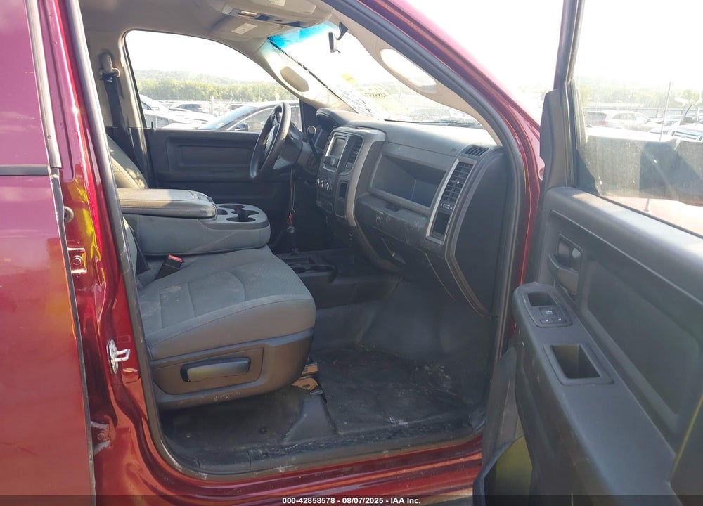 2018 RAM 2500 VIN: 3C6UR5CL5JG391094