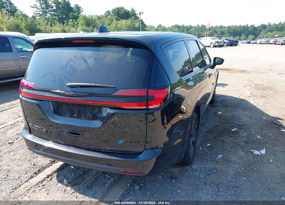 2023 CHRYSLER PACIFICA HYBRID TOURING L VIN: 2C4RC1L76PR543270