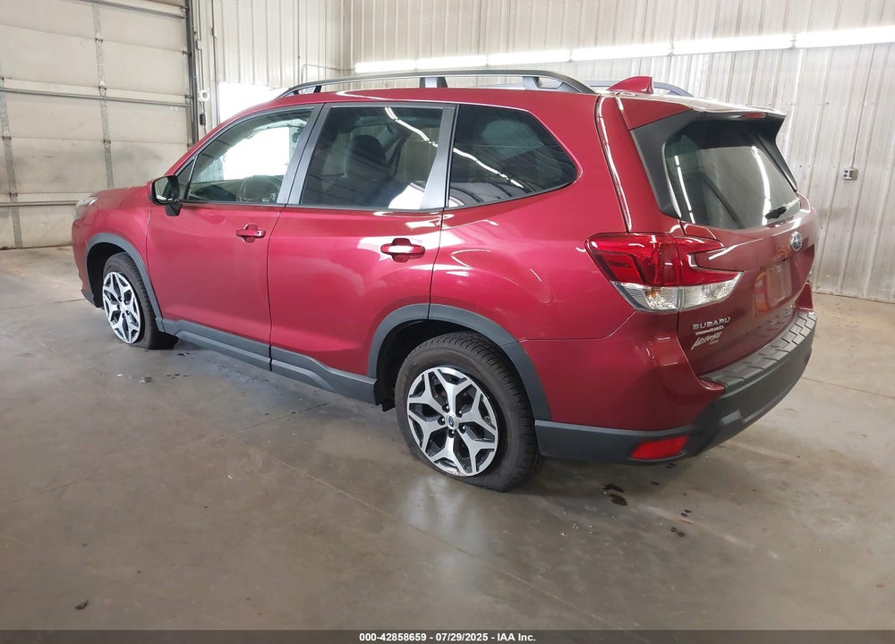 2022 SUBARU FORESTER VIN: JF2SKAEC2NH409395